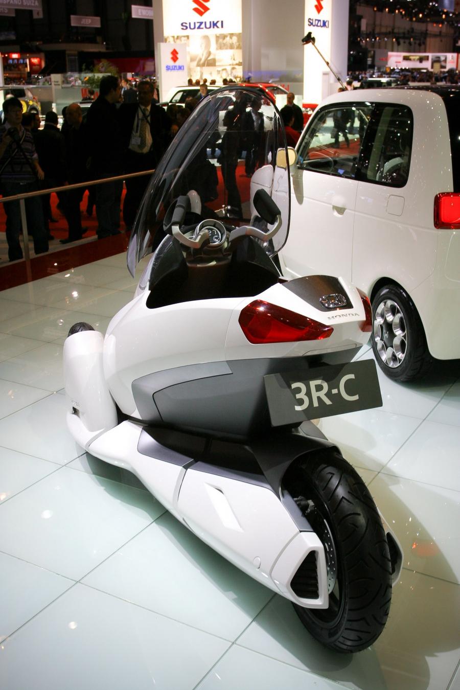  Honda 3R-C Electric Vehicle Concept 2010 года  (фото 10 из 36)